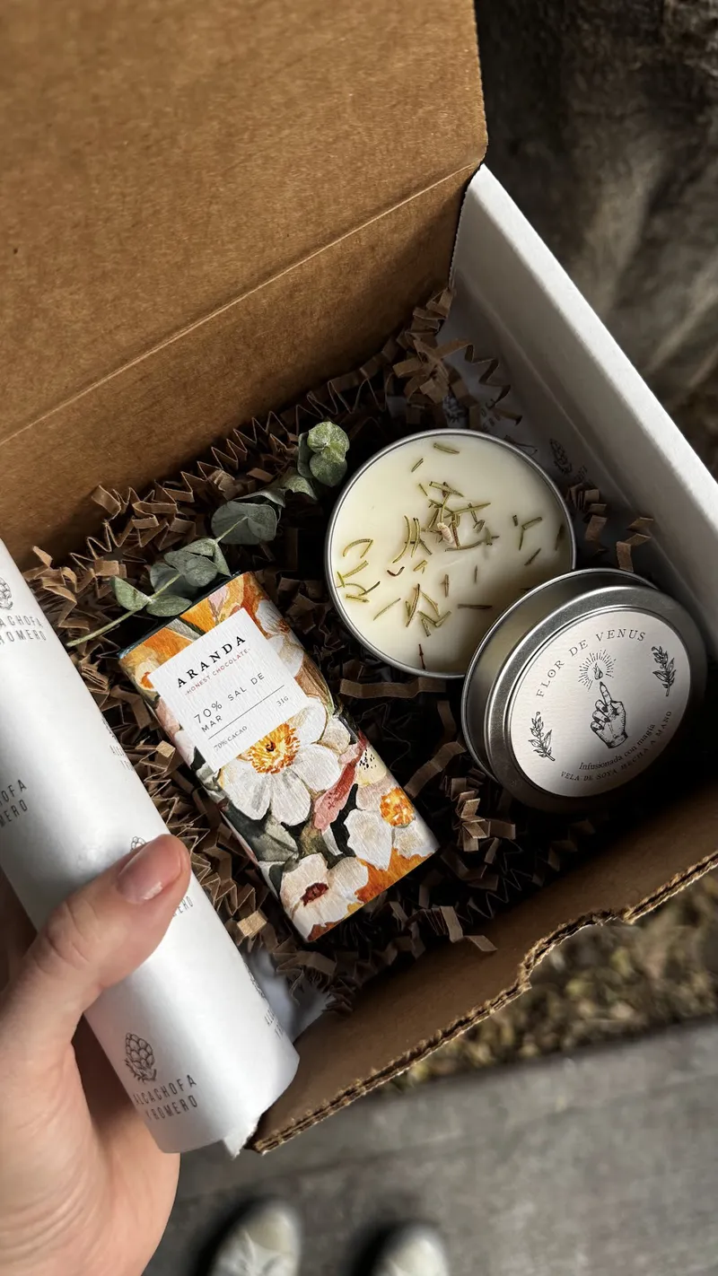 Interior de tienda naturista Alcachofa y Romero en Ciudad de México