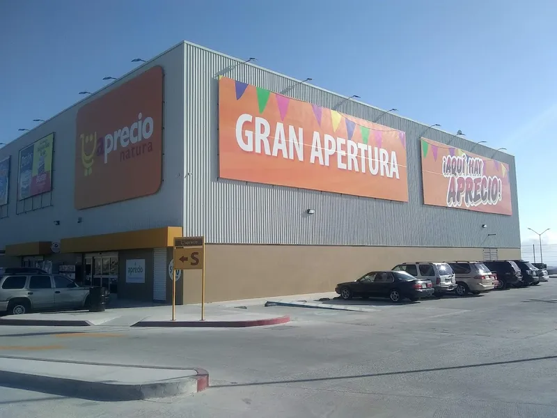 Interior de tienda naturista Aprecio Natura en Tijuana