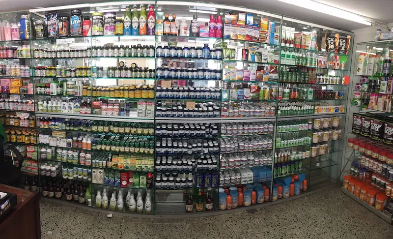 Interior de tienda naturista Bionaturales tienda naturista en Bucaramanga