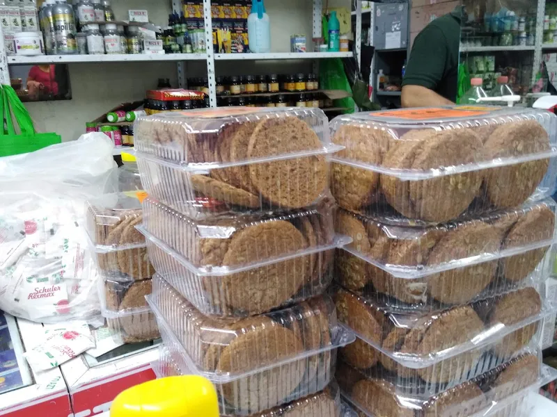 Interior de tienda naturista Centro Botánico Azteca Naturista en San Luis Potosí