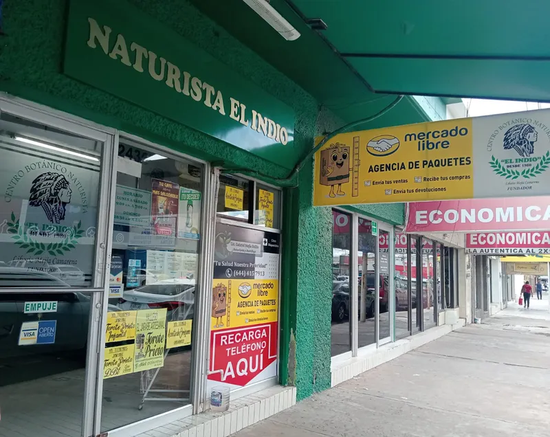 Interior de tienda naturista Centro Botánico Naturista EL INDIO en Ciudad Obregón