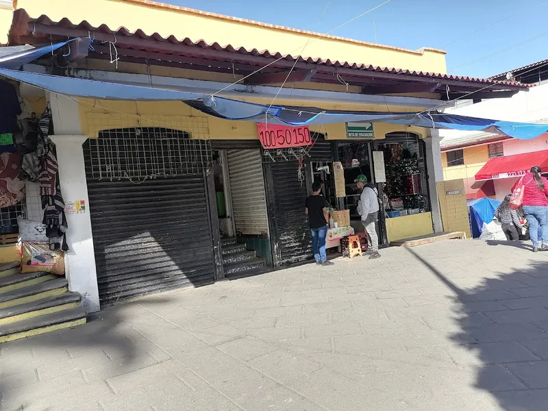 Interior de tienda naturista Centro Naturista en Teziutlán