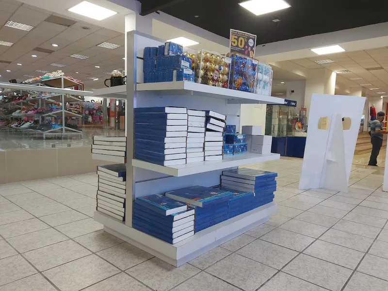 Interior de tienda naturista El Gran Sol en Ciudad de México