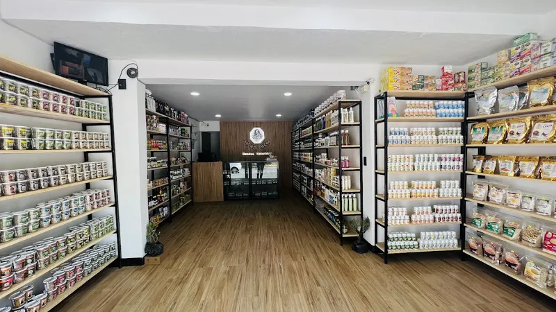 Interior de tienda naturista Ely Vida en Guadalajara