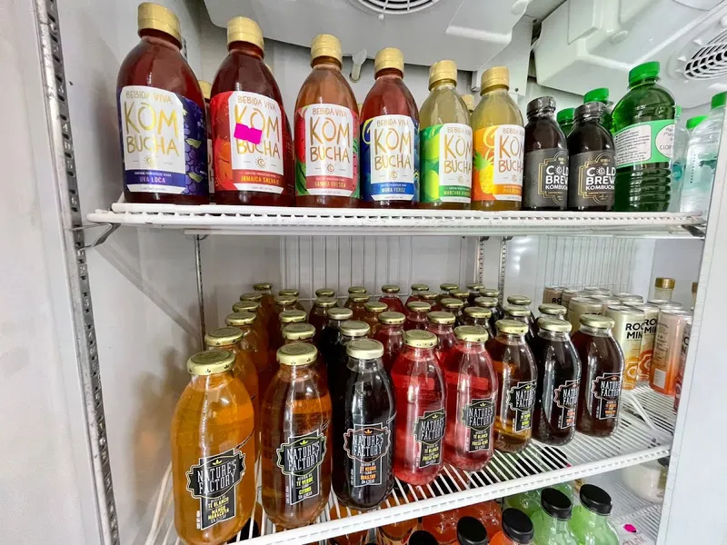 Interior de tienda naturista Healthy Point Tu tiendita saludable en Puerto Peñasco