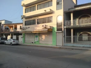 Interior de tienda naturista Herbarios Sonia en Ciudad Valles