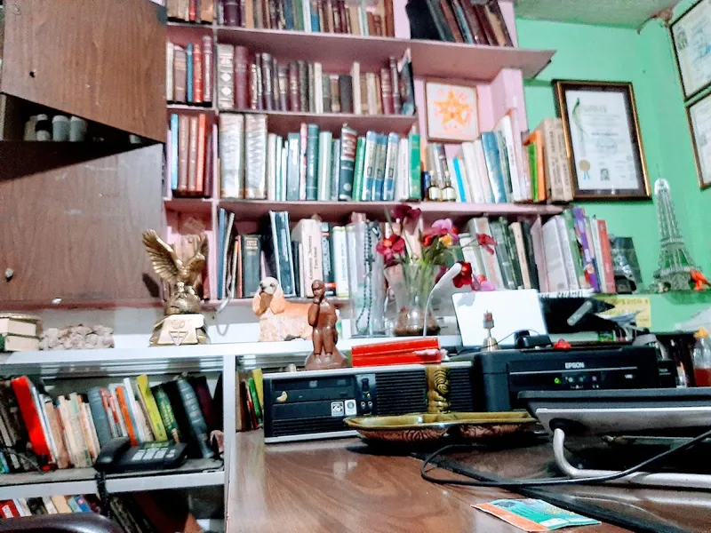 Interior de tienda naturista KORADI- Tienda y medico naturista en San Salvador