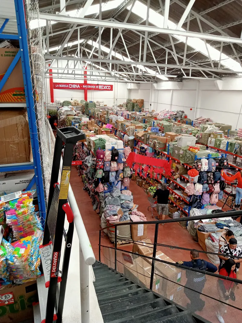 Interior de tienda naturista La Bodega China en Ciudad de México