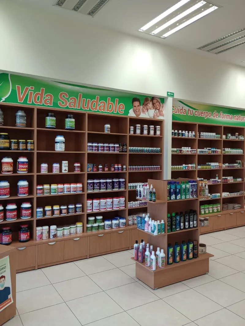 Interior de tienda naturista LA PANZA ES PRIMERO Naturismo y Nutricion en Zapopan