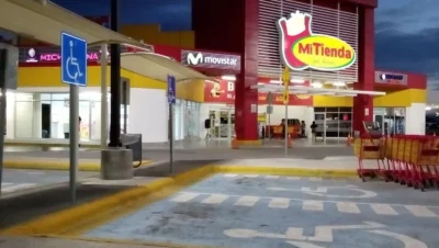 Interior de tienda naturista Mi Tienda del Ahorro en Reynosa