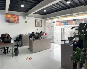 Interior de tienda naturista NaturalSlim® Satélite en Tlanepantla de Baz