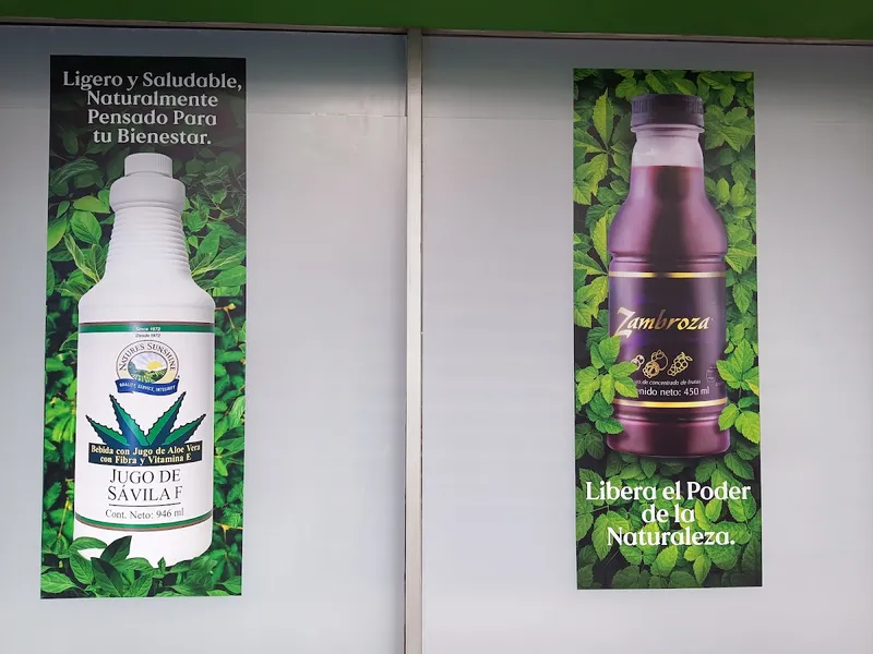 Interior de tienda naturista Nature's Sunshine Products de México, SA de CV en Ciudad de México