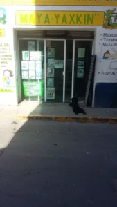 Interior de tienda naturista Naturista maya en Tultepec