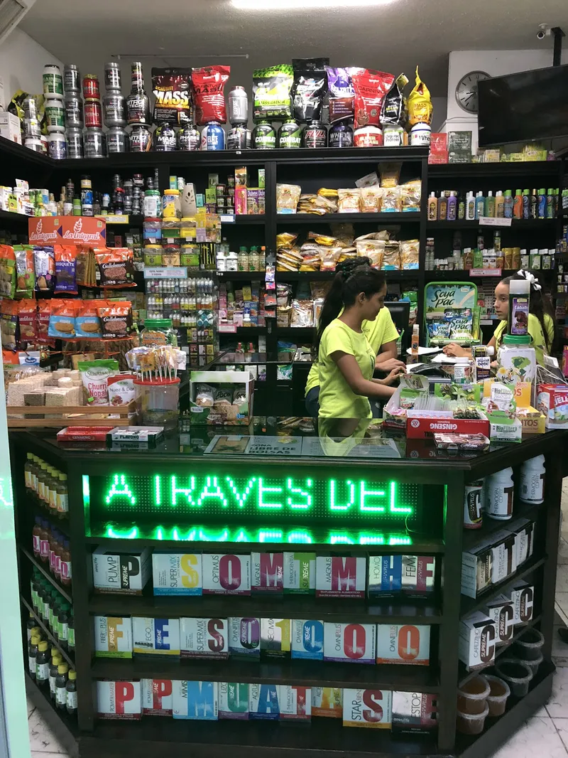 Interior de tienda naturista Naturista Shalom- Nutricion y tienda de comida sana en Apatzingán de la Constitución