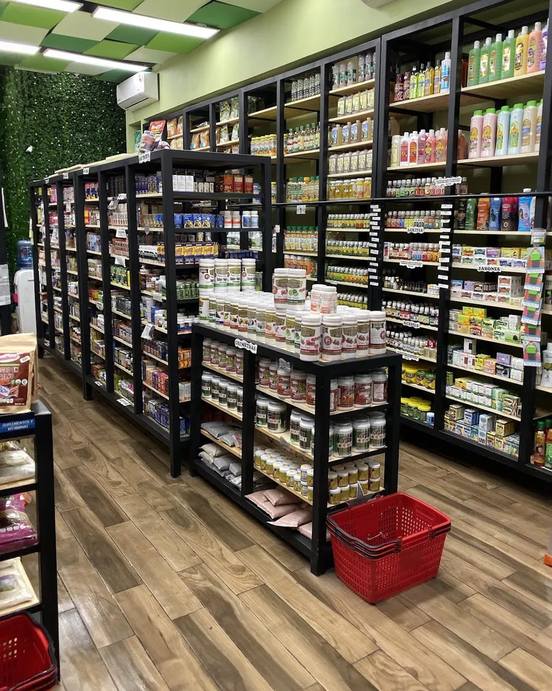 Interior de tienda naturista Nutrasiluet HEB victoria en Ciudad Victoria