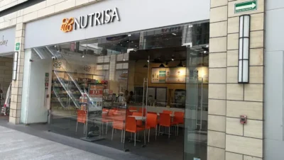 Interior de tienda naturista Nutrisa Vía Vallejo en Ciudad de México