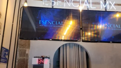 Interior de tienda naturista PERFUMERÍA ESENCIAL BOLIVAR en Ciudad de México