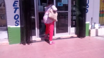 Interior de tienda naturista Quelque Naturel en Nuevo Laredo