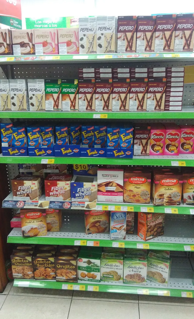 Interior de tienda naturista Súper Naturista en Acapulco de Juárez