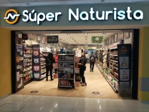 Interior de tienda naturista Súper Naturista en Ciudad López Mateos