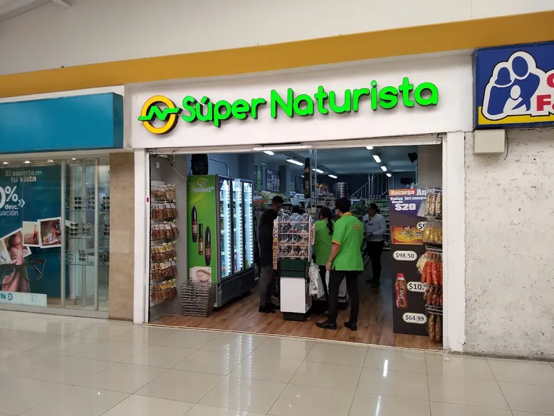 Interior de tienda naturista Súper Naturista en Cuautitlán Izcalli