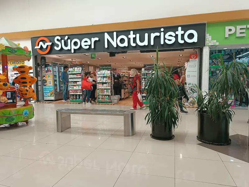 Interior de tienda naturista Súper Naturista en Cuautitlán Izcalli