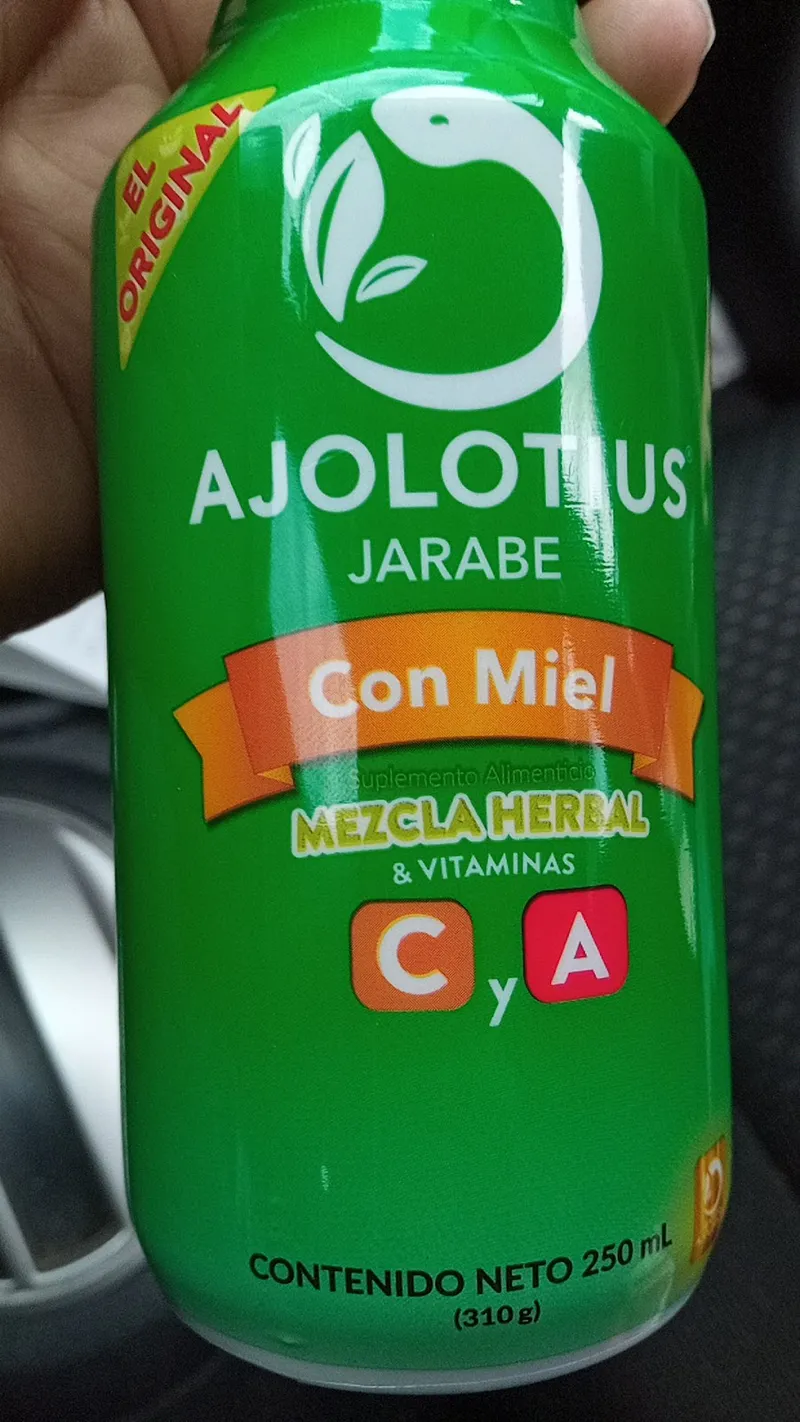 Interior de tienda naturista Súper Naturista en Morelia