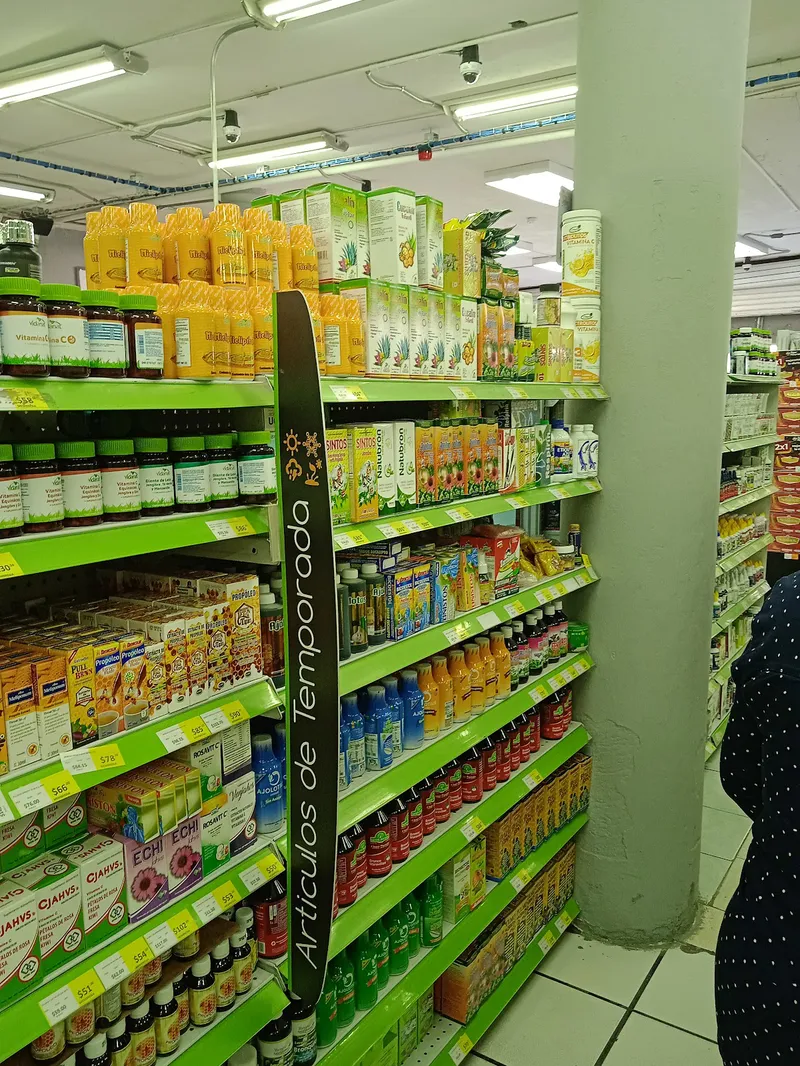 Interior de tienda naturista Súper Naturista en Toluca de Lerdo