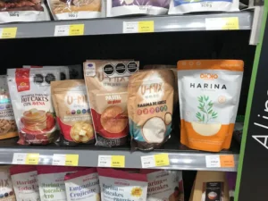 Interior de tienda naturista Súper Naturista en Zapopan