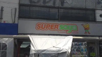 Interior de tienda naturista Súper Soya en Ciudad de México