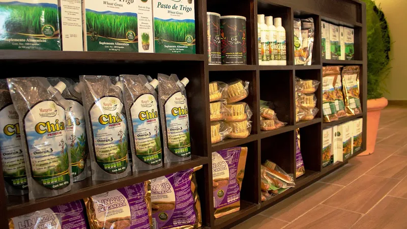 Interior de tienda naturista Tienda Margarita Naturalmente Lindavista en Ciudad de México