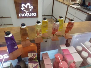 Interior de tienda naturista Tienda Natura - Galerías Serdán en México