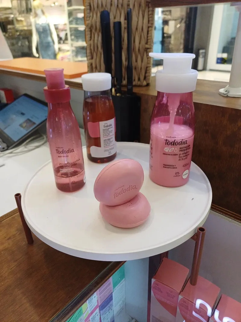 Interior de tienda naturista Tienda Natura - Galerías Serdán en México