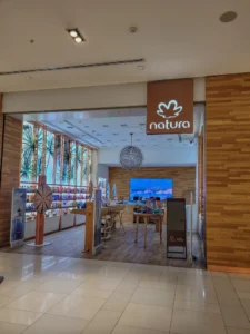 Interior de tienda naturista Tienda Natura - Mallplaza Los Dominicos en Las Condes