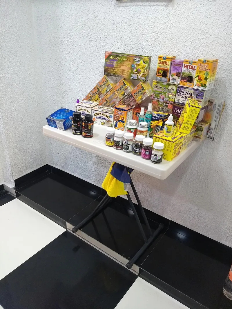 Interior de tienda naturista Tienda Naturista Caalfrabet (Tepito) en Ciudad de México