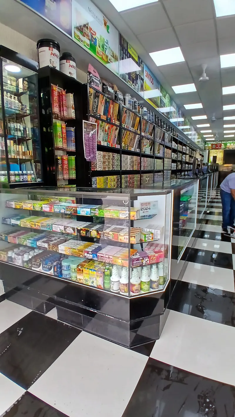 Interior de tienda naturista Tienda Naturista Caalfrabet (Tijuana) en Tijuana