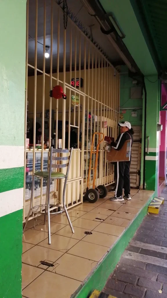 Interior de tienda naturista Tienda Naturista El Árbol en Guadalajara
