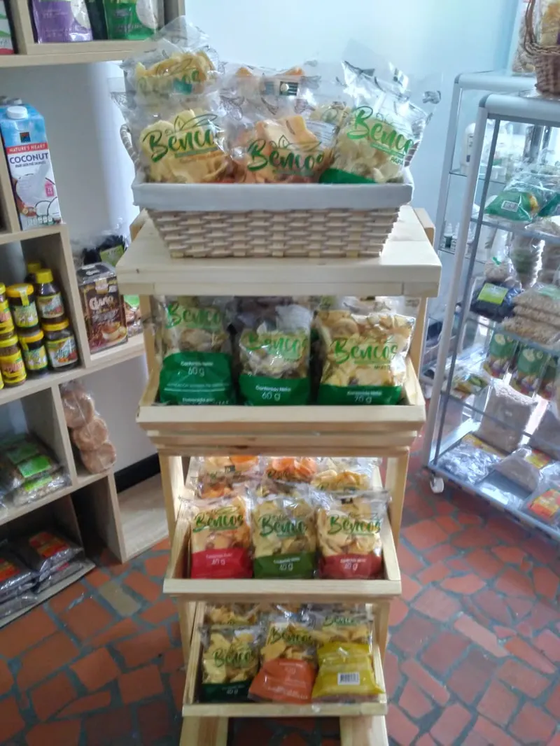 Interior de tienda naturista Tienda Naturista el Colibrí en Bogotá