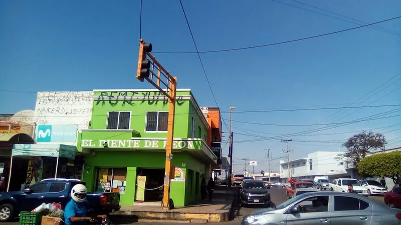 Interior de tienda naturista Tienda Naturista El Diente de León en Mazatlán