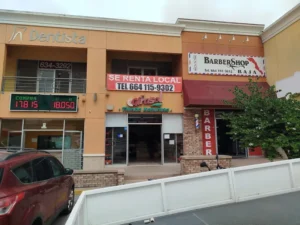 Interior de tienda naturista Tienda Naturista El Girasol en Tijuana
