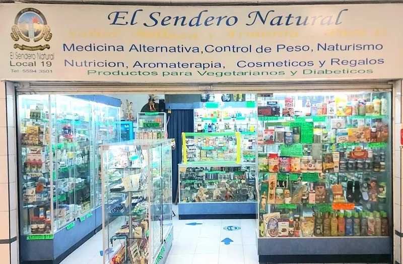 Interior de tienda naturista TIENDA NATURISTA. "El SENDERO NATURAL" en Ciudad de México