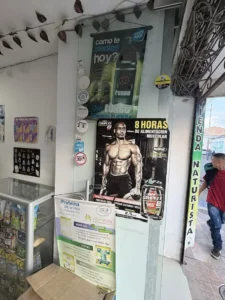 Interior de tienda naturista Tienda Naturista El Trébol en Pitalito