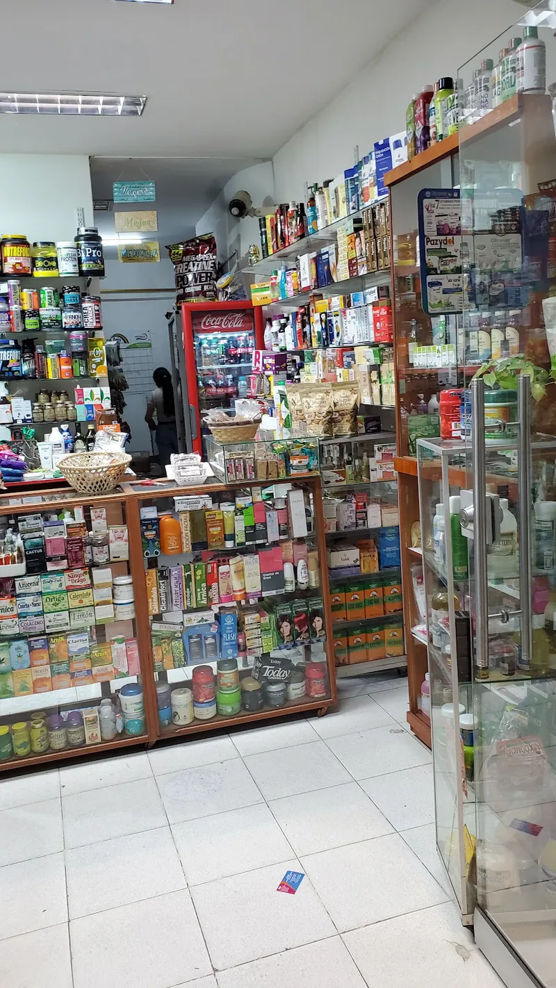 Interior de tienda naturista TIENDA NATURISTA FLOR DE LOTO en Cartagena de Indias