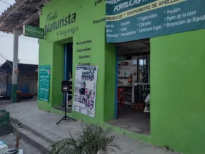 Interior de tienda naturista Tienda Naturista La Casa Verde en Coyutla