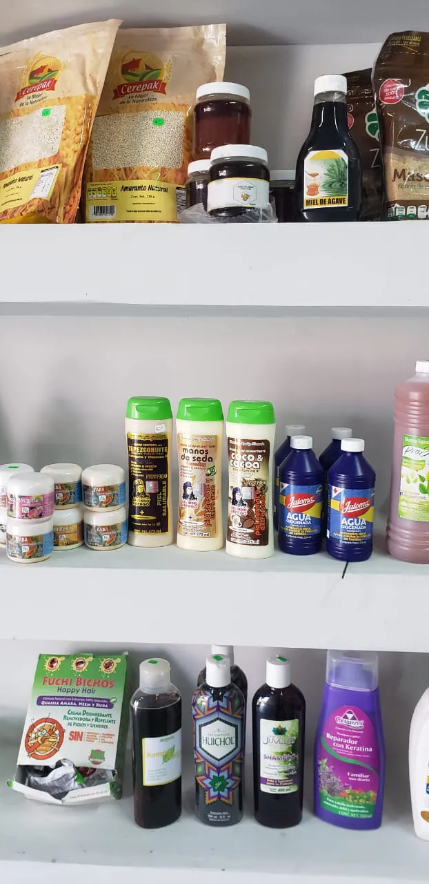 Interior de tienda naturista Tienda Naturista Origenes Cumbres en Chihuahua