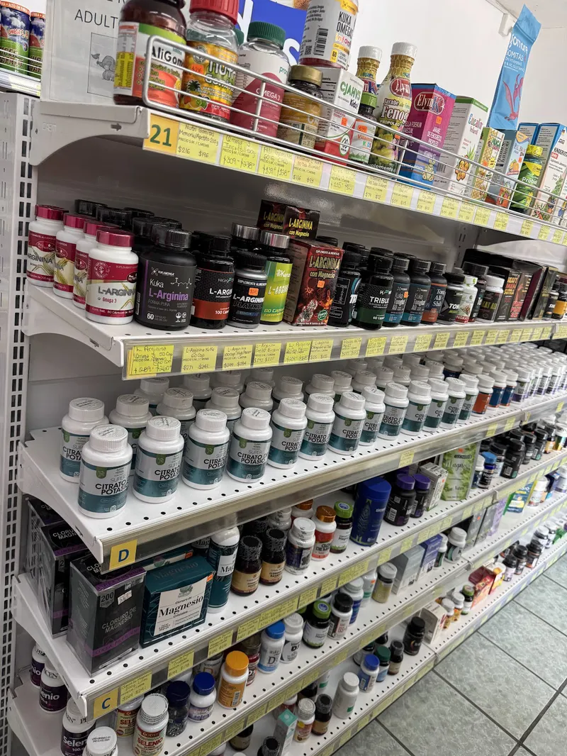 Interior de tienda naturista TIENDA NATURISTA SUPER HERBAL en colima en Colima