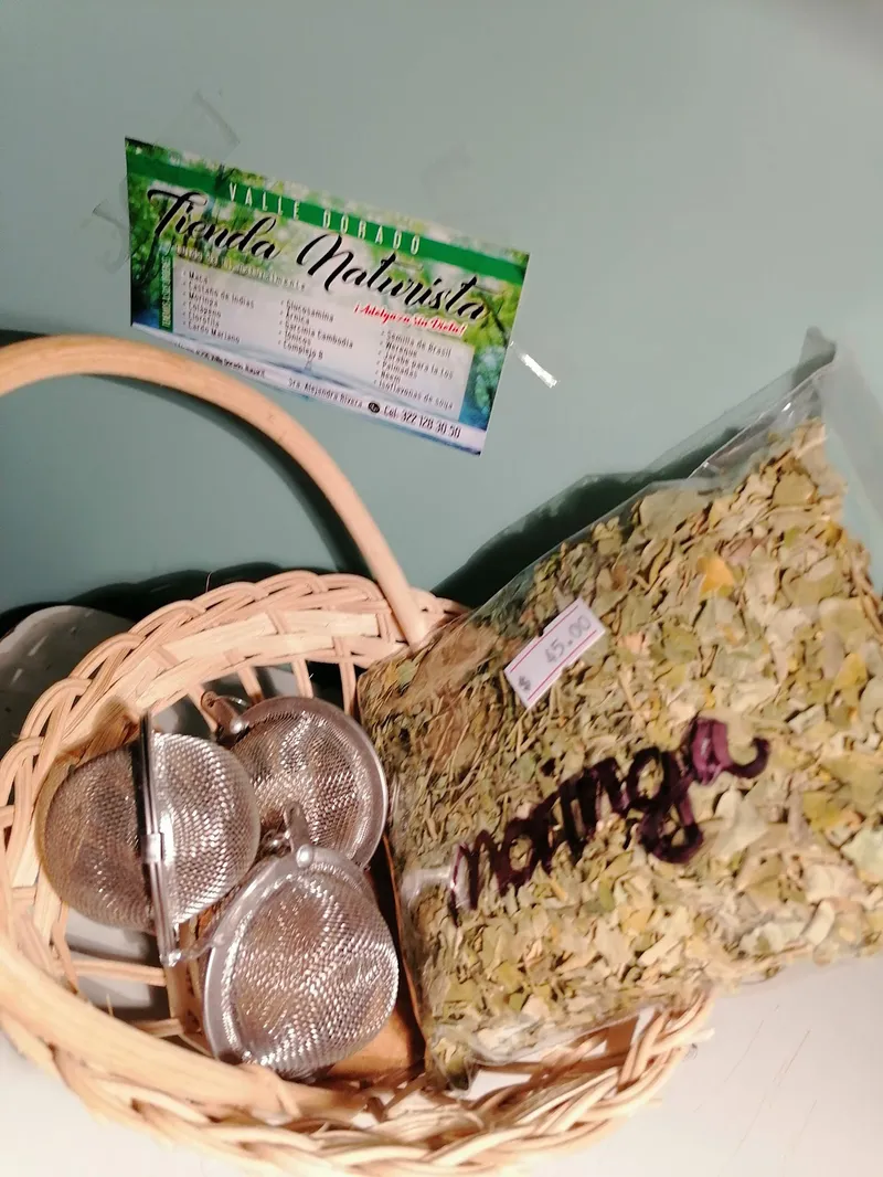 Interior de tienda naturista Tienda naturista valle dorado en Mezcales