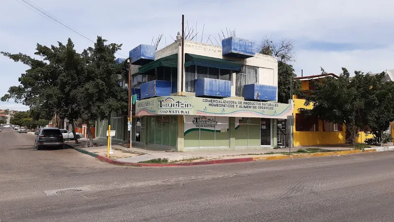 Interior de tienda naturista Tonantzin Todo Natural Matriz Bravo en La Paz