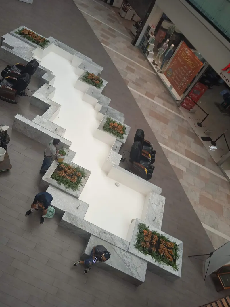 Interior de tienda naturista Walmart Patio Tlalpan en Ciudad de México